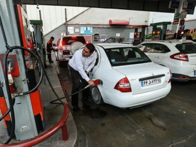 شایعه افزایش قیمت بنزین از آبان تکذیب شد/ دولت: تصمیمی برای تغییر نرخ وجود ندارد