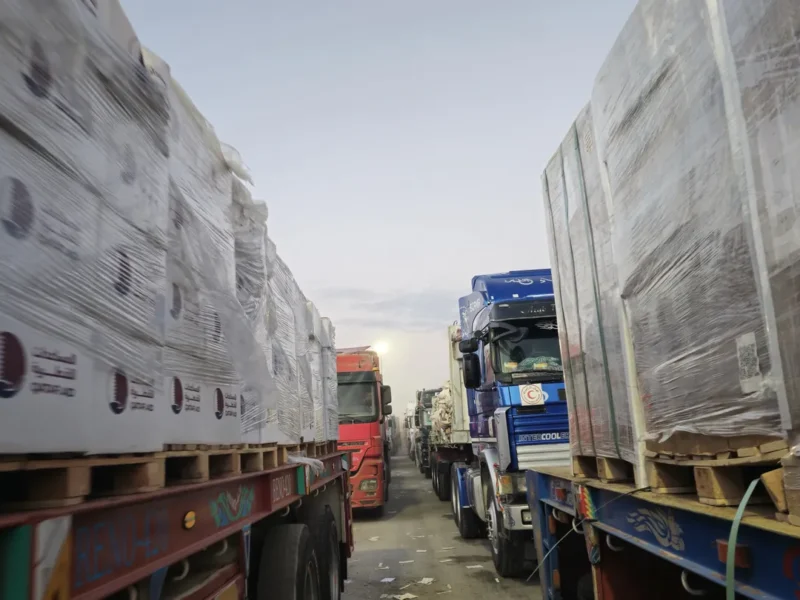 یونیسفت:بیش از ۱۳۰۰ کامیون کمک در انتظار ورود به غزه