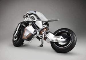 یاماها از موتورسیکلتی رونمایی میکند که رفتار راننده را یاد میگیرد