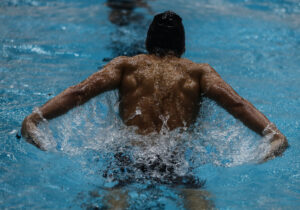 رکورد ملی ۱۰۰ متر قورباغه شکست