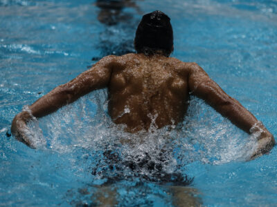 رکورد ملی ۱۰۰ متر قورباغه شکست