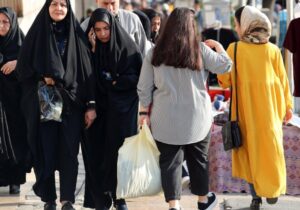 حجاب؛ قانون یا زیستروزمره؟