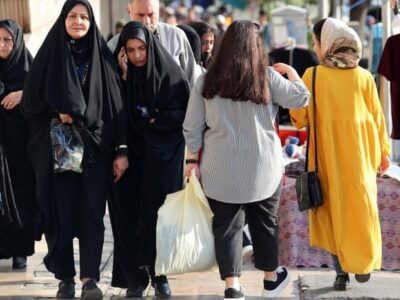 حجاب؛ قانون یا زیستروزمره؟