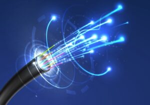 فیبر نوری به جای شبکه مسی؛ نوری تازه در رگهای ارتباطات ایران