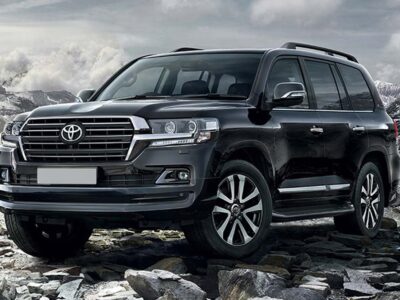 مرسدس لوکس، تویوتا سلطنتی و تسلای ارزان؛ آینده خودروهای جهان چگونه شکل می‌گیرد؟