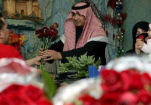 ثبت رز عربستان بی تاثیر بر میراث گلاب ایرانی