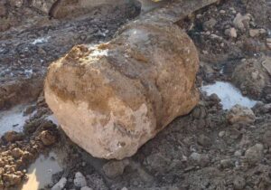 کشف ستون باستانی در نهاوند، نشانه ای تازه از تمدن های کهن غرب ایران