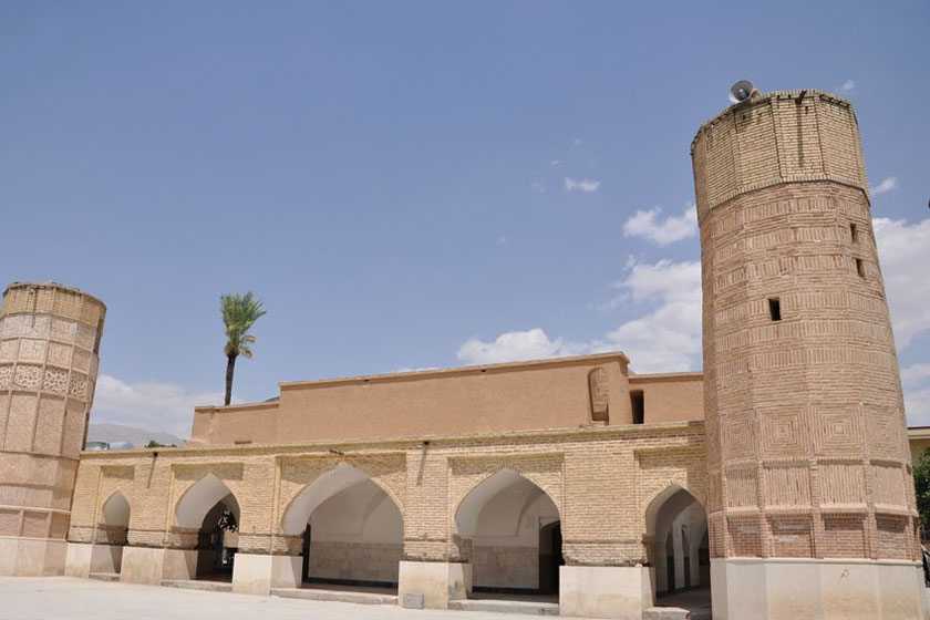 احیای تنها مسجد چهارمناره تاریخی جهان در داراب