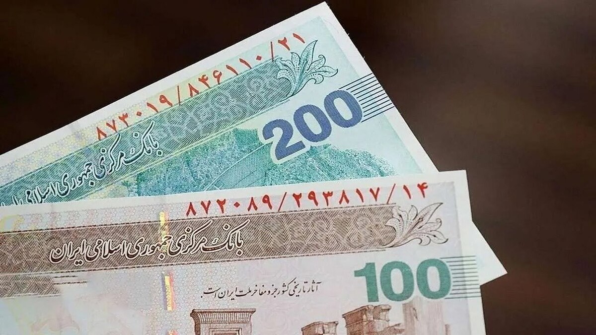 آغاز اجرای قانون حذف چهار صفر از پول ملی