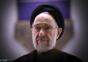 سید محمد خاتمی: سخنان تهدیدآمیز روزنههای امید مردم را میبندد