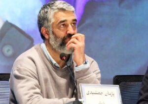 بازگشت داوطلبانه پژمان جمشیدی؛وکیل تأکید کرد “احضار در کار نبود”