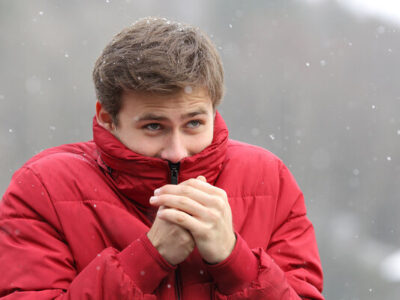 چرا بدن ما در سرما بیاختیار میلرزد؟