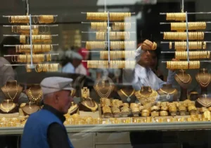 دولت قول بازگشایی حساب‌های مسدودشده صنف طلا را داد