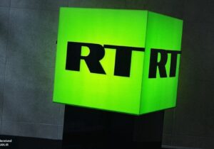 راشاتودی عقب‌نشینی کرد؛ عذرخواهی رسمی بابت استفاده از نام جعلی برای خلیج فارس