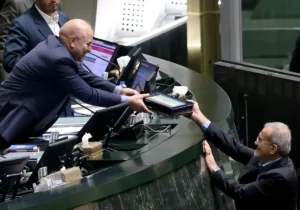 پزشکیان لایحه بودجه ۱۴۰۵ را تقدیم مجلس کرد