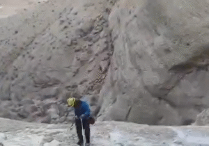 نجات کوهنورد گرفتار در دیواره ۲۰۰ متری کوه سرخ شیراز