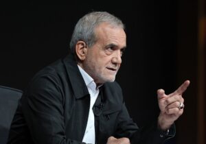 پزشکیان: دیگر دلار ۲۸۵۰۰ تومانی به کسی نمی‌دهیم؛ ارز ارزان رانت می‌سازد