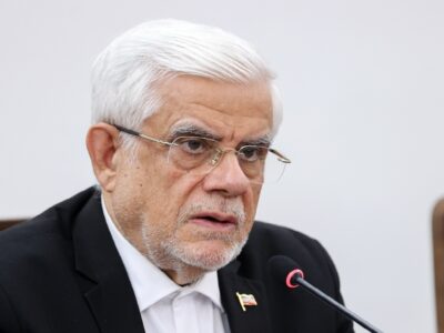 عارف: حق اعتراض را به رسمیت می‌شناسیم