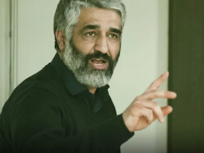 اولین جلسه دادگاه پژمان جمشیدی چه گذشت؟ وکیل: تناقض‌ها جدی است