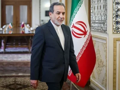 عراقچی: فرصتی برای دست دادن با هیئت آمریکایی فراهم شد