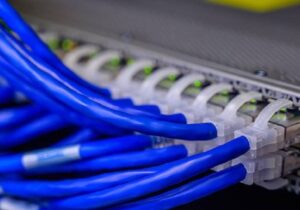مدیرعامل مخابرات: وعده یک میلیون اتصال اینترنت پرسرعت تا پایان سال محقق می‌شود