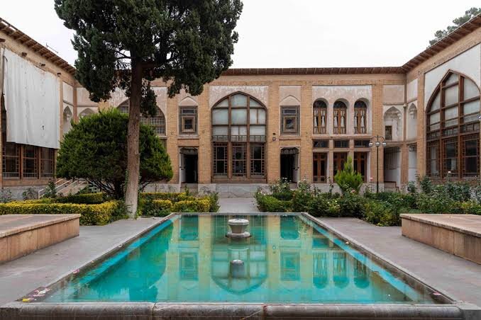 اعتراف رسانه اسرائیلی به آسیب جنگ به شهر تاریخی اصفهان